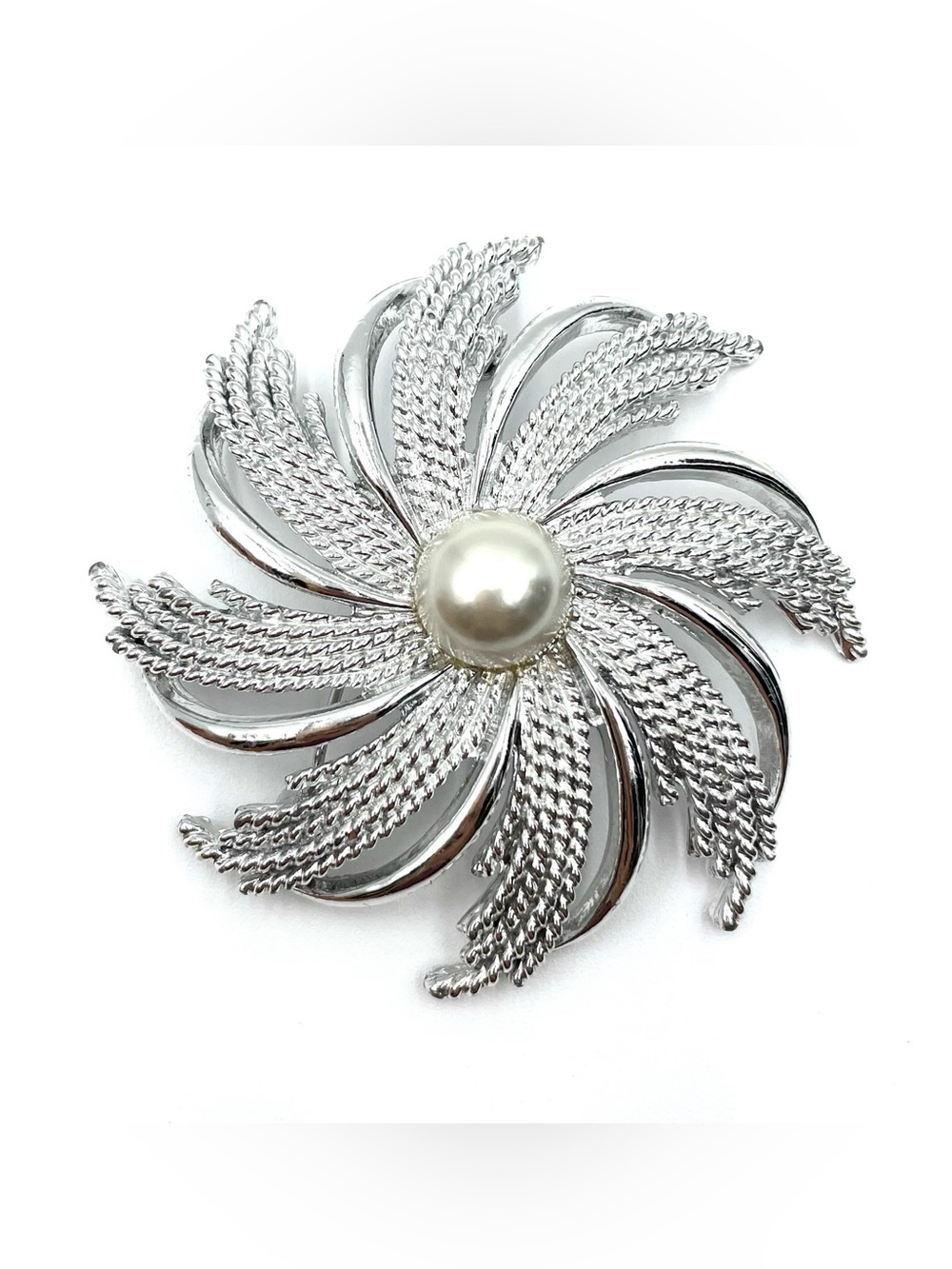 Vintage Sarah Coventry Pearl Swirl Brooch